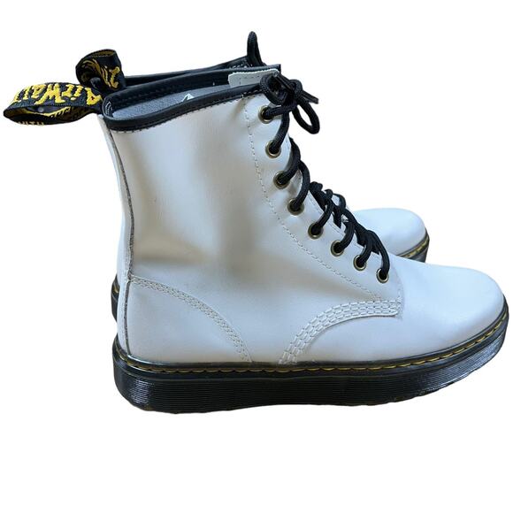 Dr. Martens Women's Zavala Lace Up Combat Boot White Size 9 New Without Box - Picture 2 of 7